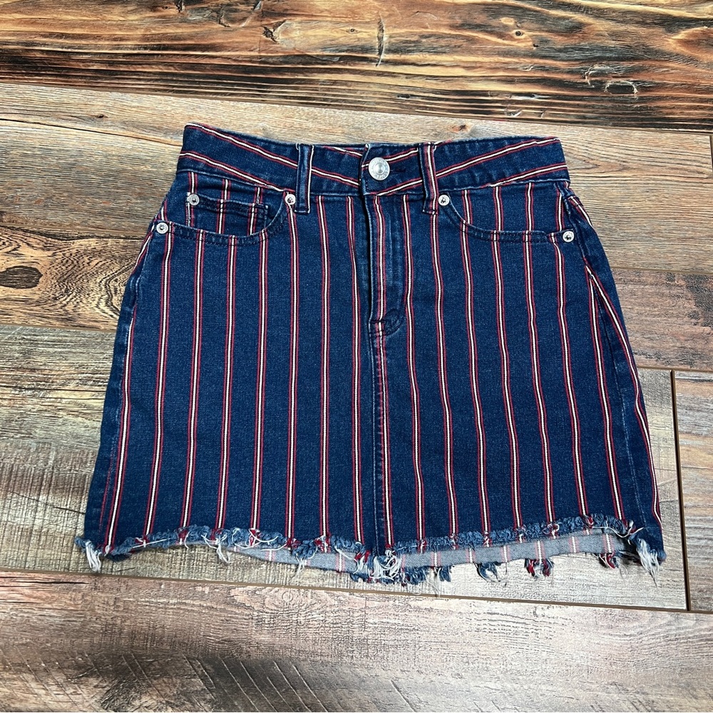 American Eagle Denim Mini Skirt Size 2